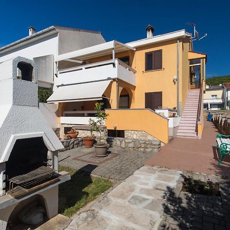 Apartmani Lovorka Punat Exteriör bild