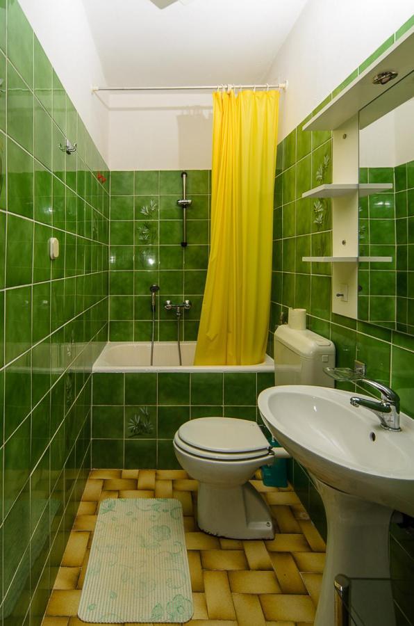 Apartmani Lovorka Punat Exteriör bild
